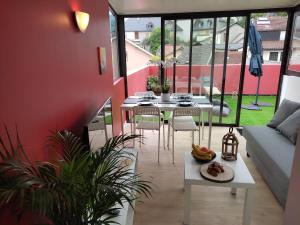 Posedenie v ubytovaní Air-conditioned flat with terrace - Private & independent - Lourdes