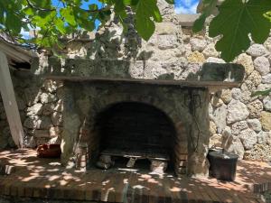Fotografia z galérie ubytovania A l'ombre du figuier ! Maisonnette jardin / parking / proche mer v destinácii Frontignan
