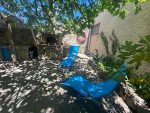 Vonkajšia záhrada v ubytovaní A l'ombre du figuier ! Maisonnette jardin / parking / proche mer