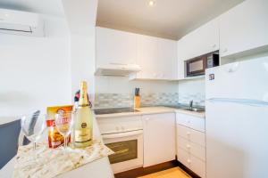 Kuchyň nebo kuchyňský kout v ubytování Ideal Property Mallorca - Primavera