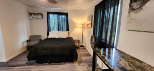 Imagen de la galería de #5 New! Cozy Getaway Hot Spot Hilo Keaau Big Island of Hawaii Self CheckIn Studio Apt, en Keaau