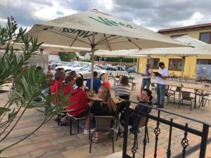 Hostia v ubytovaní Penzion a restaurace Zlatovláska u zámku Červená Lhota