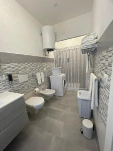 Et badeværelse på Casa I Gerani Vista Mare + 29 billeder