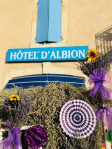 Certifikát, hodnocení, plakát nebo jiný dokument vystavený v ubytování Hotel D'Albion