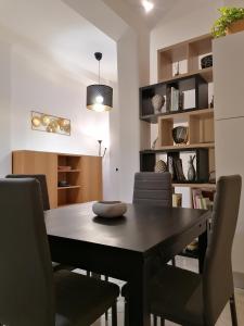 A kitchen or kitchenette at Vatican Walls Apartment