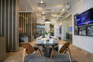 Gallery image of S Loop 1BR w Gym Lounge 1 block to L CHI-526 in Chicago