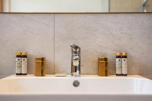 Koupelna v ubytování Les Ciases Chalets Dolomites Apt 3 + 36 fotografií