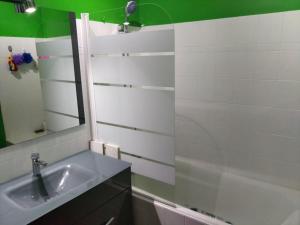 Fotografia z galérie ubytovania Chez Julien T2 v destinácii Aix-les-Bains