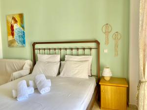 Gallery image of Armonia Elegant Apartments in Rovies