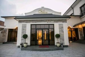 Exteriér nebo vchod ubytování Hotel and Restaurant Velure