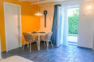 Zdjęcie z galerii obiektu Apartments Galatea with garage parking w mieście Opatija