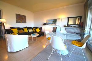 Zdjęcie z galerii obiektu Croisette Immo Moderne 2 Chambres 2SDB Proche rue d'antibes w Cannes