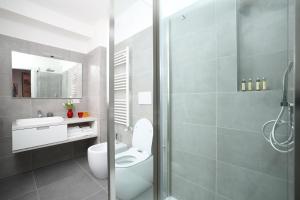 A bathroom at San Marco 379