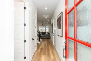 Fotografie z fotogalerie ubytování The Lodge Uptown Conroe v destinaci Conroe