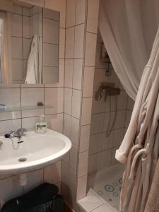 Koupelna v ubytování De Bosdreef - Hengelhoef - duplex met verwarmd openluchtzwembad