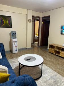 Afbeelding uit fotogalerij van Fully Furnished 2br Apartment King'ong'o Nyeri - Youngsky in Nyeri +9 foto's