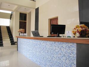 Area lobi atau resepsionis di Stipp Hotel Gisenyi