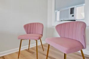 A seating area at The Starlite Inn