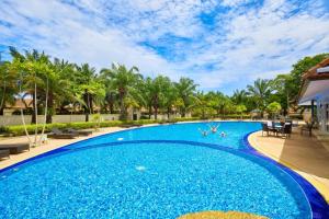 Bazén v ubytování View Talay Villas - Luxury, 2 Bedroom - private pool villa, 500m from Jomtien beach - VTV 45 nebo v jeho okolí