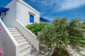Zahrada ubytování Golden Beach Glyfada Studios