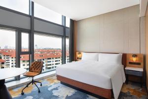 Katil atau katil-katil dalam bilik di Four Points by Sheraton Shanghai Jiading