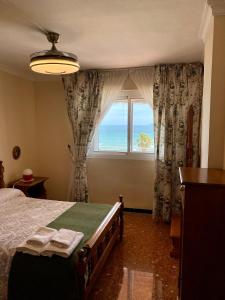 Posteľ alebo postele v izbe v ubytovaní Apartamento panorámico beach Fuengirola