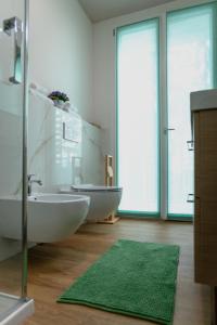 Koupelna v ubytování B&B Quattro Stagioni Charme and Wellness + 37 fotografií