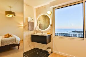 Fotografia z galérie ubytovania Villa Chaumoise-Sejour Luxueux aux Sables d Olonne v destinácii Les Sables-dʼOlonne