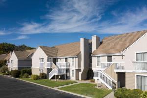 a row of houses in a residential neighborhood at Residence Inn Sunnyvale Silicon Valley II in Sunnyvale