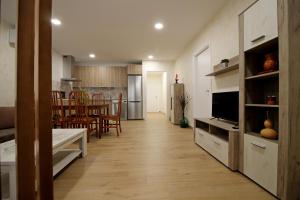 Η κουζίνα ή μικρή κουζίνα στο Apartamento turístico la Vera