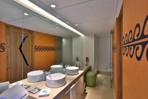 Фотография из галереи W Costa Rica Resort – Playa Conchal в городе Плайя-Кончаль