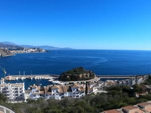Fotografia z galérie ubytovania Lovely apartment with sea view v destinácii Almuñécar