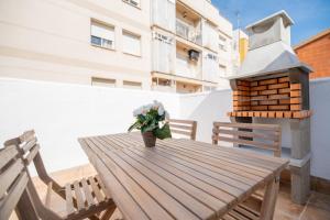 Fotografie z fotogalerie ubytování DESACTIVADO Atico Duplex con Barbacoa y Terraza en Barri Port Maritim v destinaci Tarragona