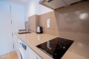 Fotografie z fotogalerie ubytování DESACTIVADO Atico Duplex con Barbacoa y Terraza en Barri Port Maritim v destinaci Tarragona