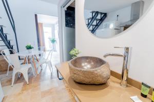 Fotografie z fotogalerie ubytování DESACTIVADO Atico Duplex con Barbacoa y Terraza en Barri Port Maritim v destinaci Tarragona