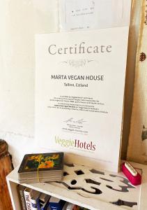 Сертификат, награда, вывеска или другой документ, выставленный в Boutique Hotel Marta 8