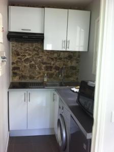 Cucina o angolo cottura di Coeur Vieil Antibes Plages à Pied