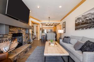 Fotografie z fotogalerie ubytování Modern Mountain Retreat v destinaci Victor