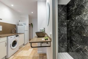 Fotografie z fotogalerie ubytování Stone Wall Apartment en Barri Port Maritim v destinaci Tarragona