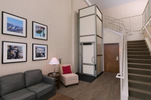 Posezení v ubytování Four Points by Sheraton Seattle Airport South