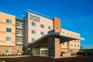 a rendering of the front of a hotel at Fairfield Inn & Suites by Marriott Columbus, IN in Columbus