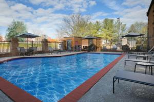 The swimming pool at or close to Fairfield Inn & Suites by Marriott Pottstown Limerick