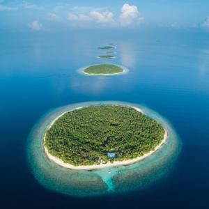 Pohľad z vtáčej perspektívy na ubytovanie Dhoani Maldives Guesthouse