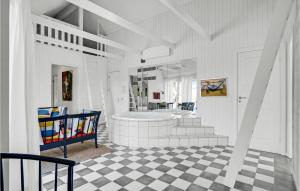 Kuchyň nebo kuchyňský kout v ubytování Holiday Home Sydslugen Blåvand Ii