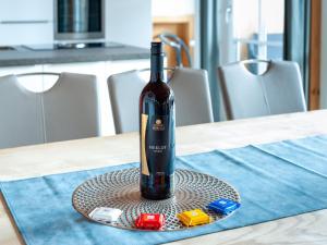 Napoje w obiekcie Luxury penthouse in Brixen im Thale with Parking