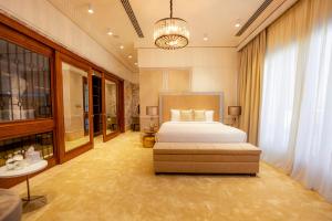 Letto o letti in una camera di Damask Resort
