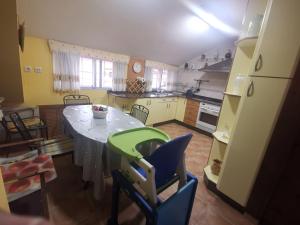 Kuchyňa alebo kuchynka v ubytovaní Apartamento con estupendas vistas