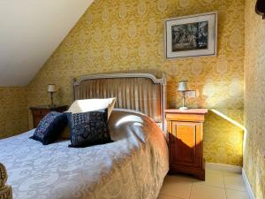 Posteľ alebo postele v izbe v ubytovaní La Souveraine - Cottage - Château Le Bas Bleu