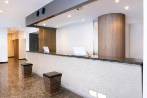 Vstupní hala nebo recepce v ubytování HOTEL MYSTAYS Nishi Shinjuku