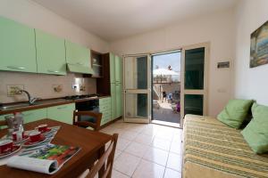 A kitchen or kitchenette at Villetta Grazia